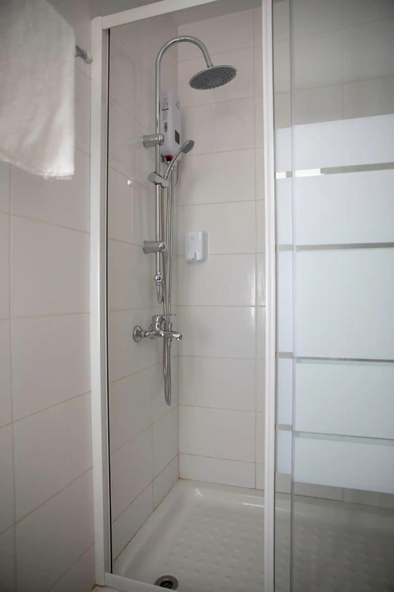 Harbour Lights Studio Apartments Paphos Luaran gambar