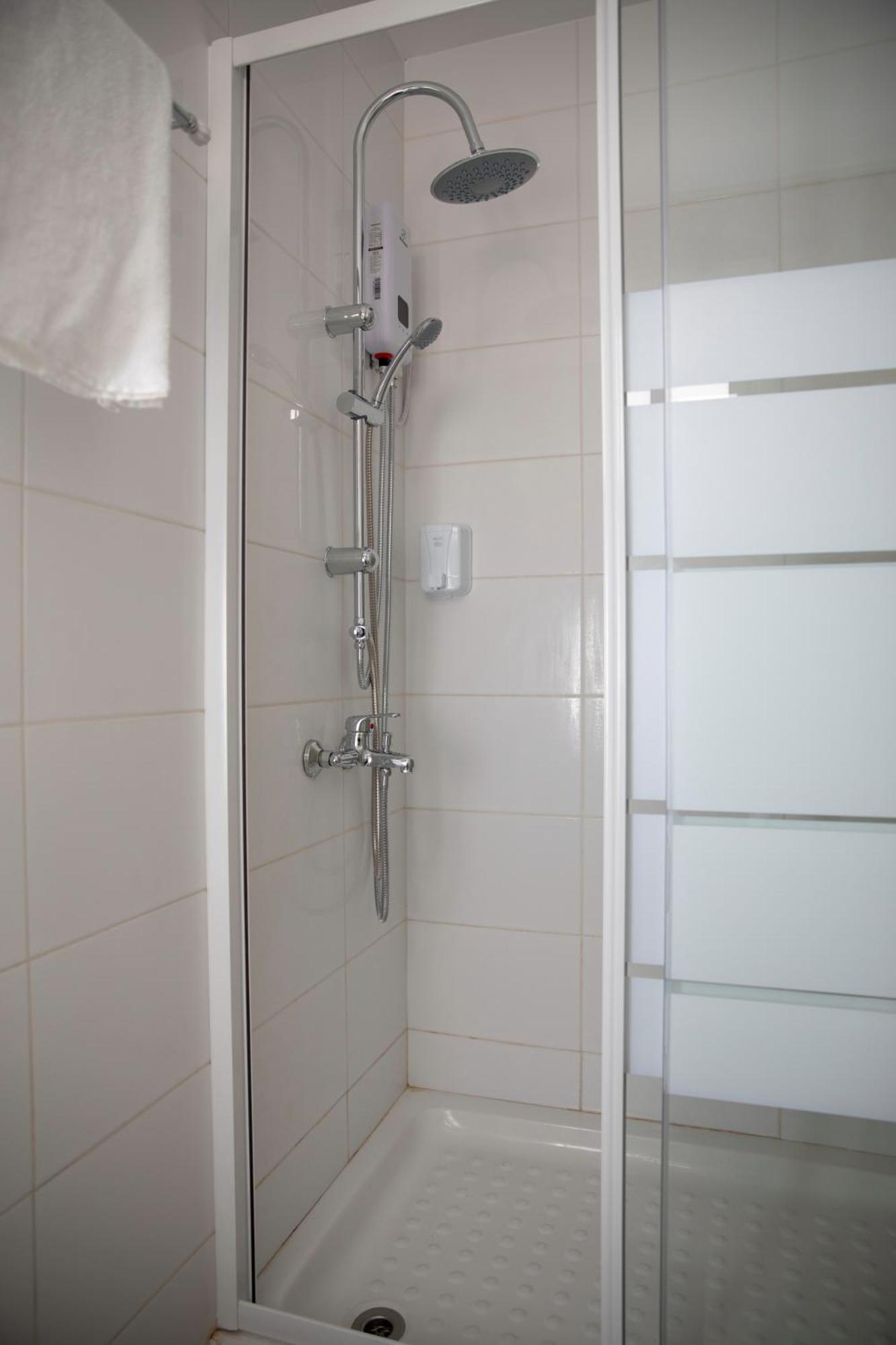 Harbour Lights Studio Apartments Paphos Luaran gambar