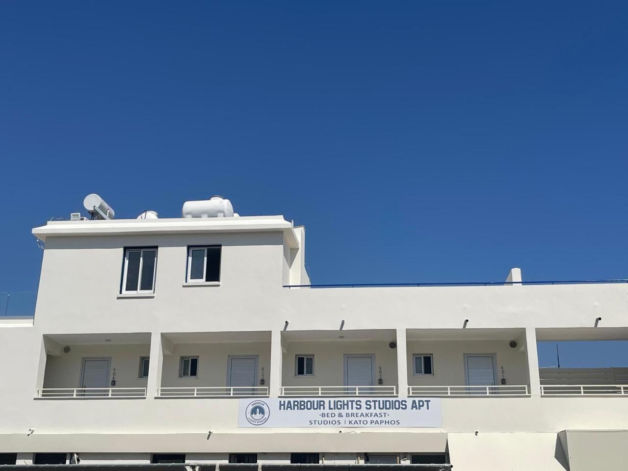 Harbour Lights Studio Apartments Paphos Luaran gambar